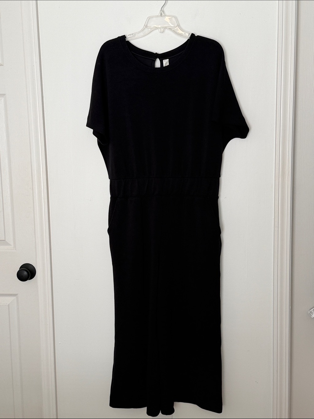 Women's Black Casual Short-Sleeve Midi Dress